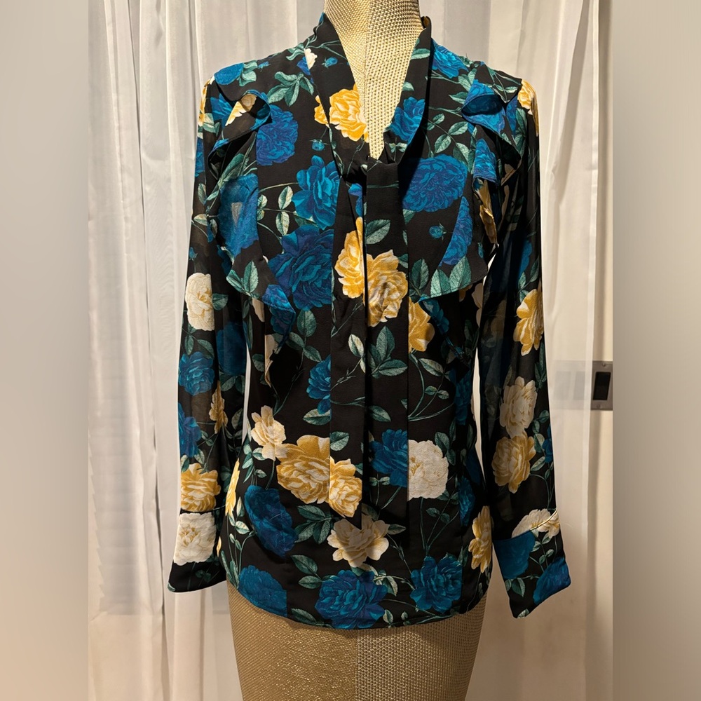 Karl Lagerfeld Flowered Print Blouse with Front Tie Size XS